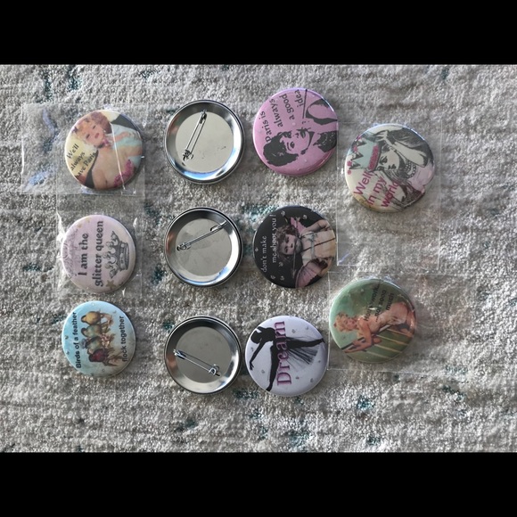 New Girls pins set of 11 pins size 2 1/4 inches - Picture 5 of 5